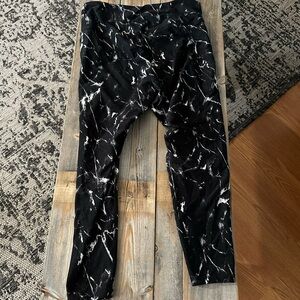 Xl old navy leggings lightly worn